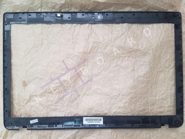 Рамка матриці Lenovo Ideapad Z570